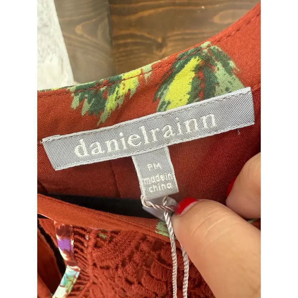 Daniel Rainn Women's Floral Burnt Orange Quin Keyhole Crochet Top Size Petite M